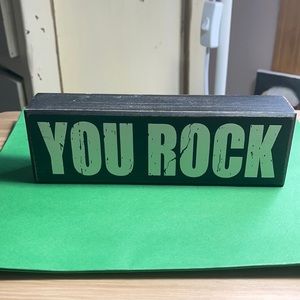 Desk or shelf decoration